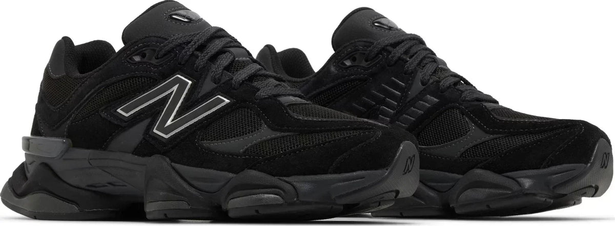 NEW BALANCE 9060 TRIPLE BLACK