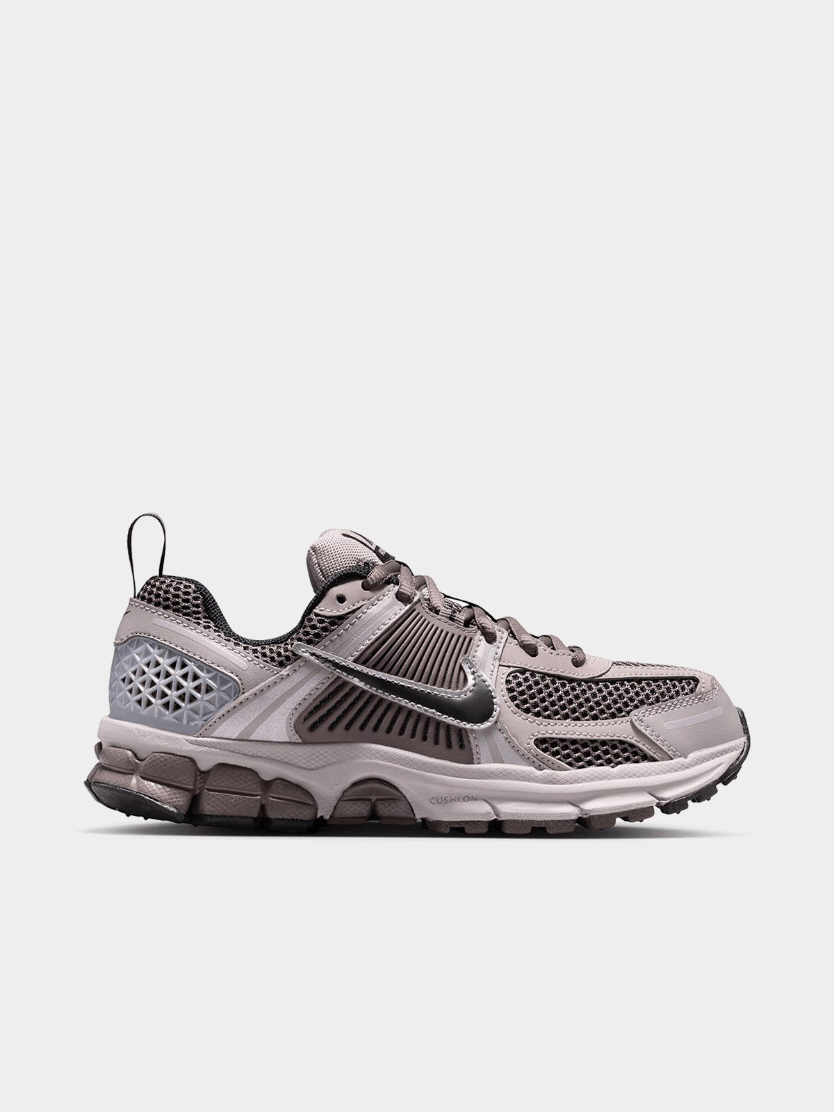 Nike Vomero 5 Photon Dust/Chrome Sneaker