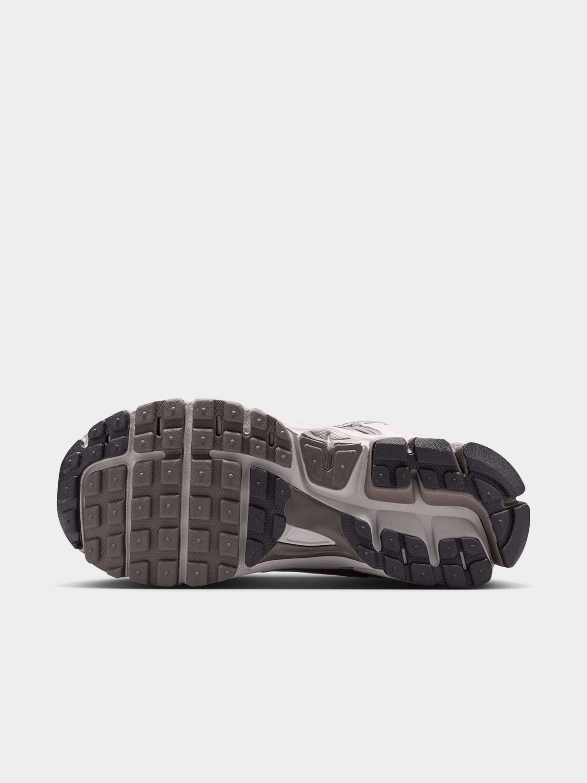 Nike Vomero 5 Photon Dust/Chrome Sneaker