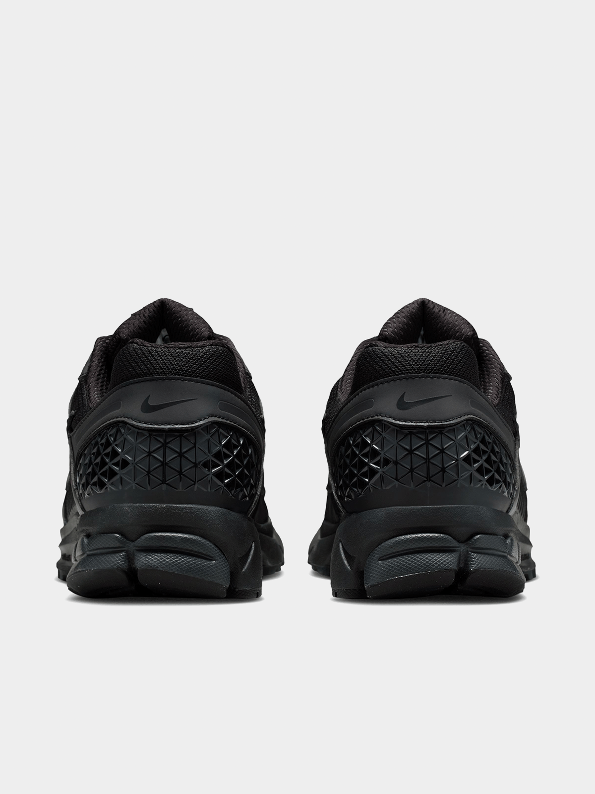 Nike Men's Zoom Vomero 5 SE Black Sneaker