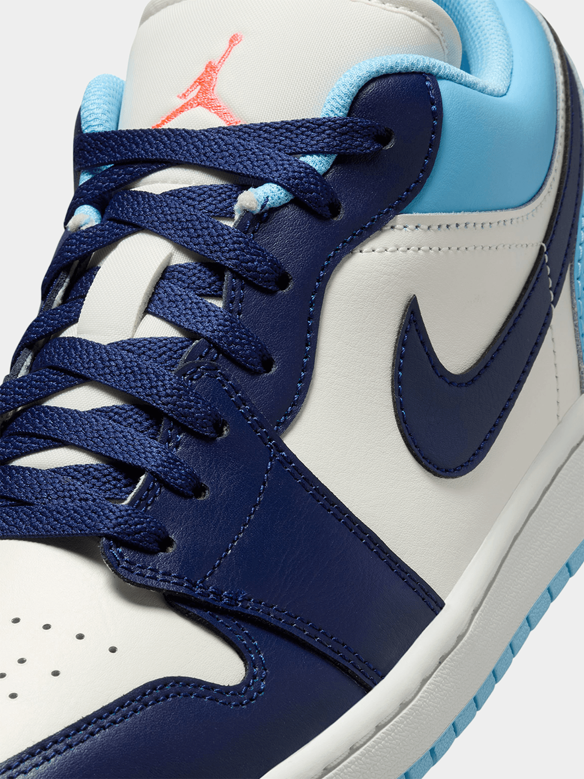 Jordan Men's 1 Low Cream/Blue Sneaker