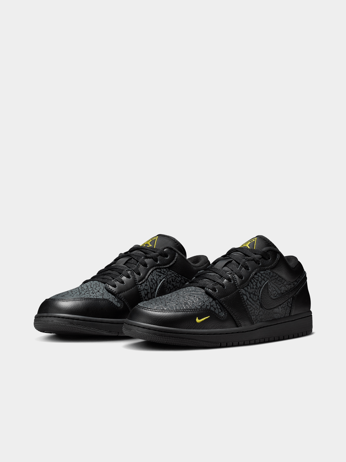 Jordan Men's 1 Low SE Black/Yellow Sneaker