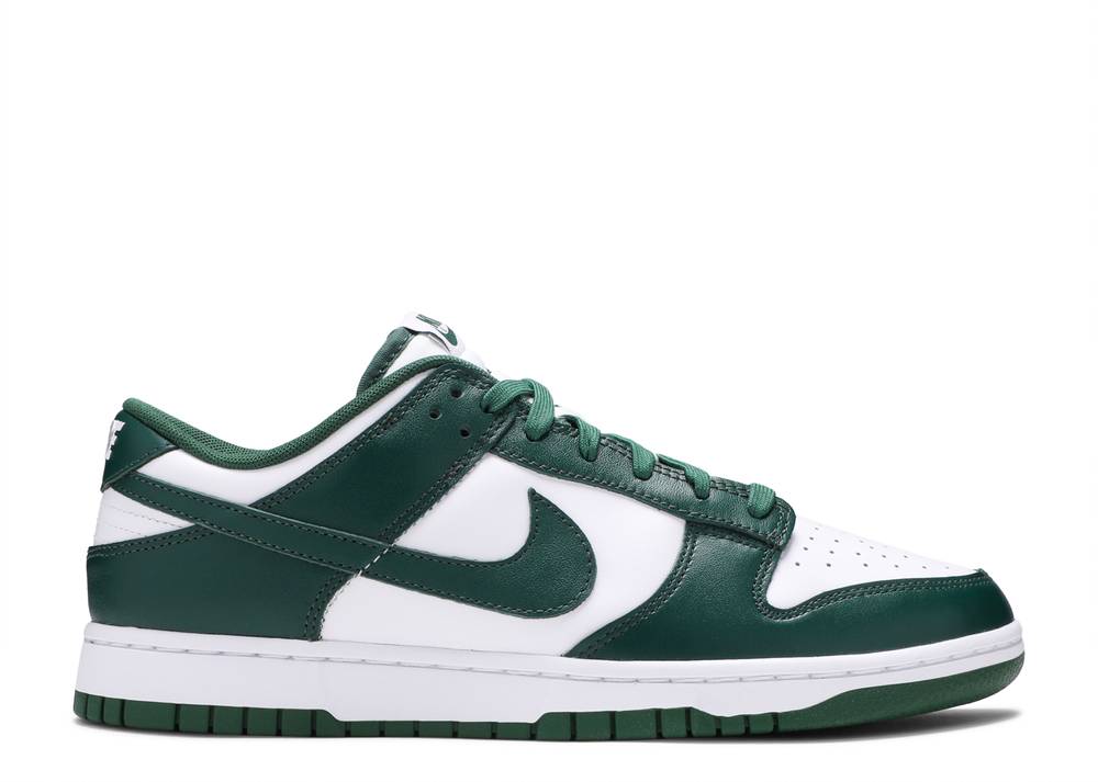 Nike Dunk Low 'Michigan State' sneaker