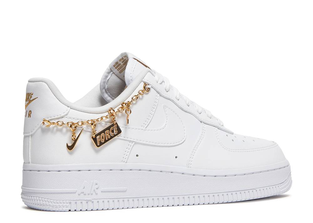 Air force 1 '07 lucky charm sneaker
